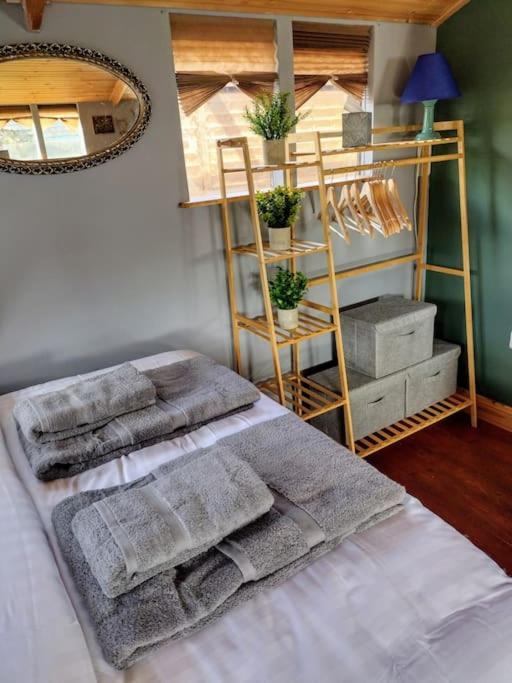 Forest View Cabin Ballaghaderreen ภายนอก รูปภาพ